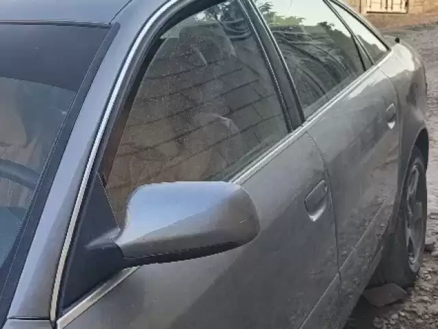 Audi A6 allroad, 2000 1, avtobaza.tj