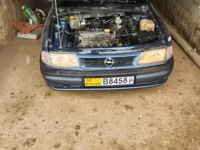 Opel Vectra A, 1994 1, avtobaza.tj Opel Vectra A, 1994 1, avtobaza.tj