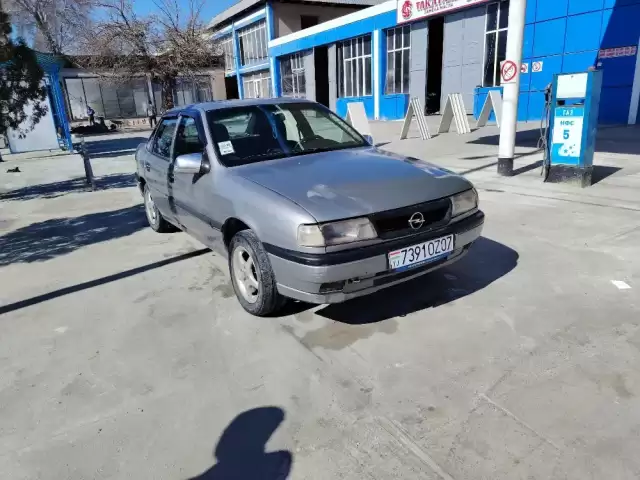 Opel Vectra A, 1992 1, avtobaza.tj Opel Vectra A, 1992 1, avtobaza.tj