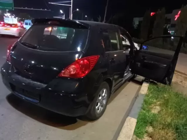 Nissan Tiida 1, avtobaza.tj