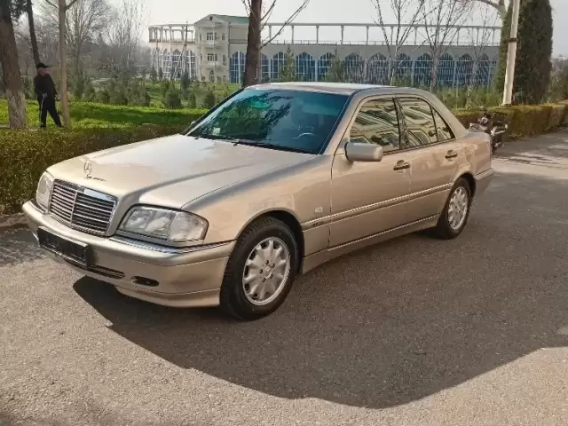 Mercedes-Benz C class, 2000 1, avtobaza.tj