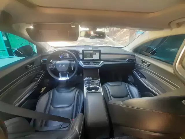 Hongqi E-QM5, 2019 1, avtobaza.tj