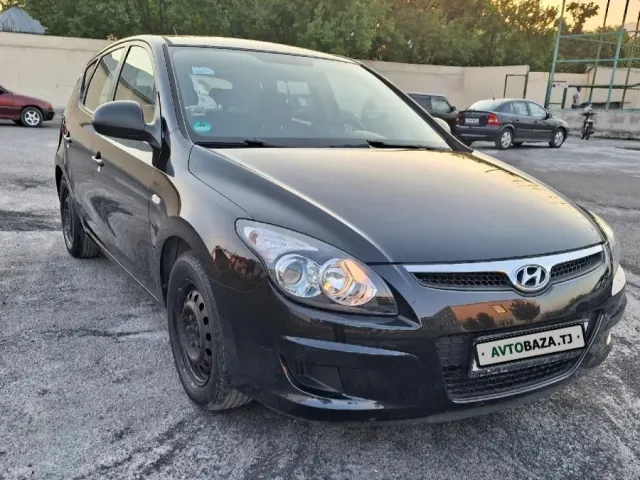 Hyundai i30 1, avtobaza.tj