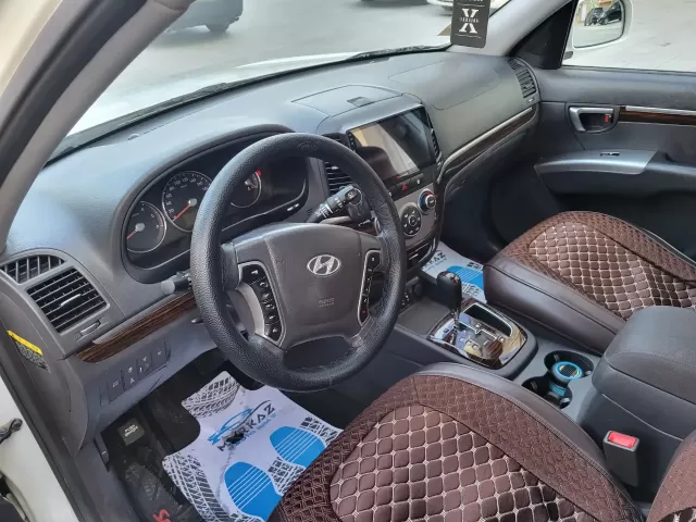 Hyundai Santa Fe 1, avtobaza.tj