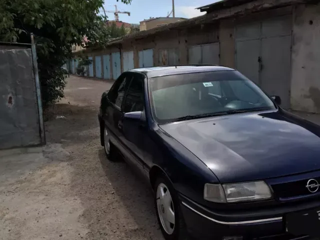 Opel Vectra A 1, avtobaza.tj