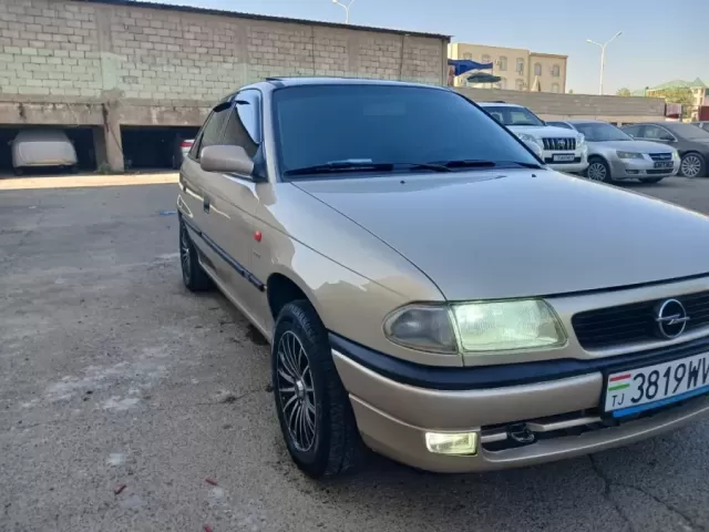 Opel Astra F 1, avtobaza.tj