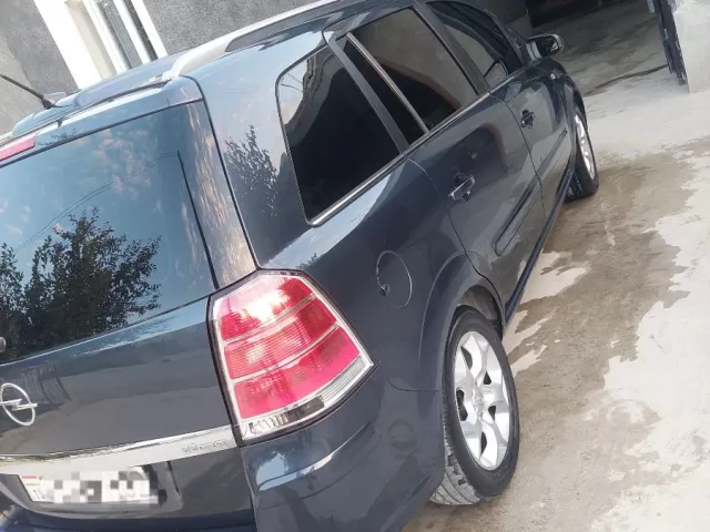 Opel Zafira 1, avtobaza.tj