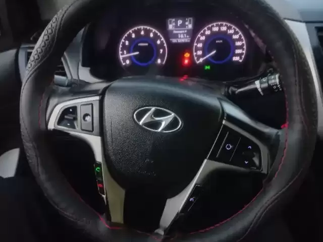Hyundai Solaris, 2016 1, avtobaza.tj