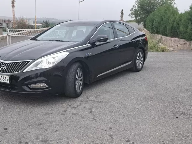 Hyundai Grandeur, 2015 1, avtobaza.tj