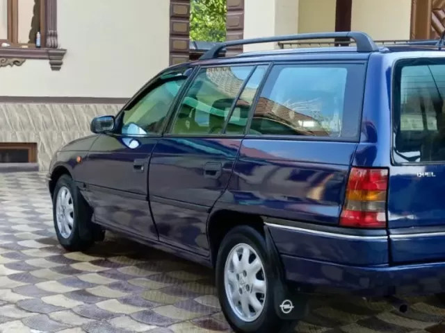 Opel Astra F 1, avtobaza.tj