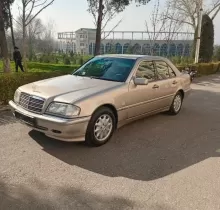 Mercedes-Benz C class, 2000 в Худжанд 