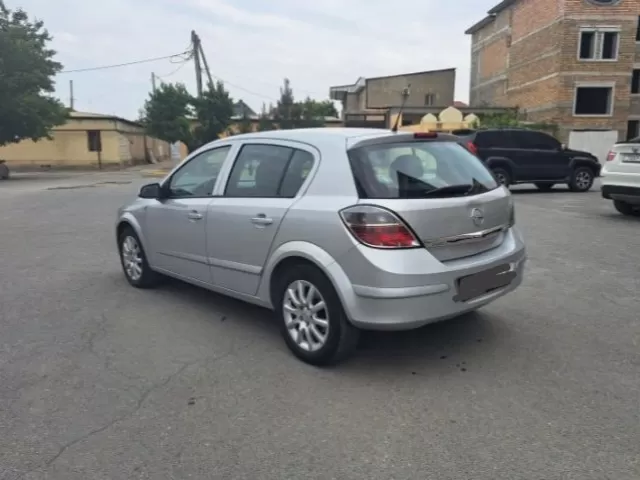 Opel Astra H 1, avtobaza.tj