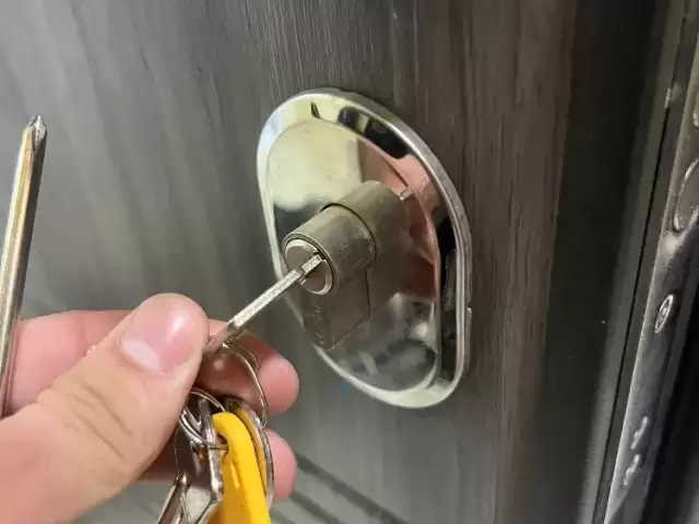 Вскрыть замков дверей и сейфы и ремонт 1, farmo.tj