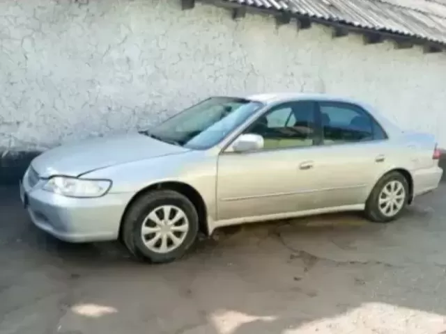 Honda Accord 1, avtobaza.tj