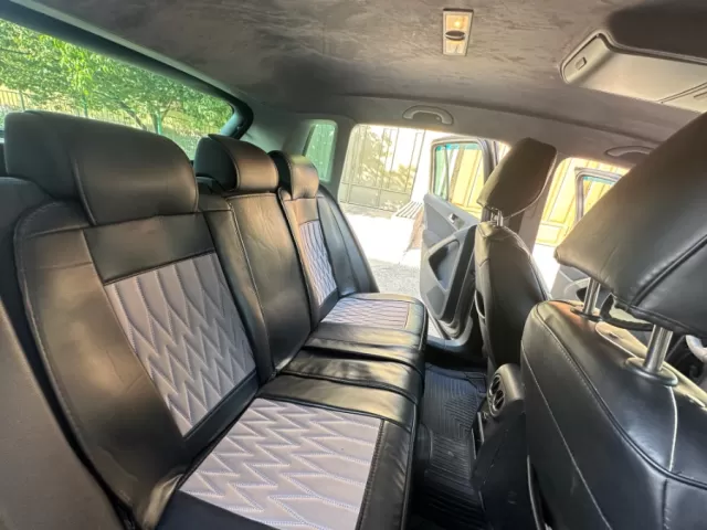 Volkswagen Tiguan, 2010 1, avtobaza.tj