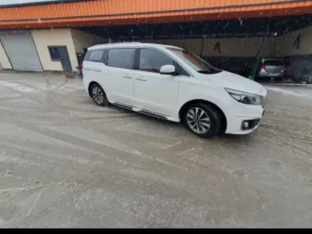 Kia Carnival, 2015 1, avtobaza.tj