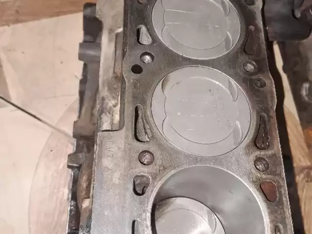 Матори Opel 1.6 8 клапан 1, avtobaza.tj