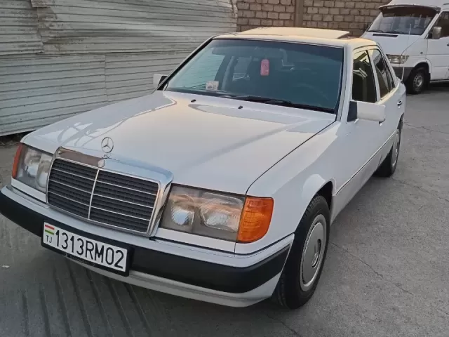Mercedes-Benz W124, 1992 1, avtobaza.tj