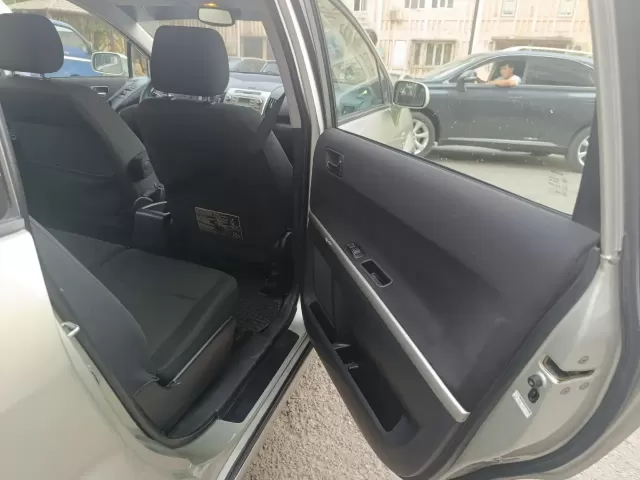 Toyota Verso, 2006 1, avtobaza.tj