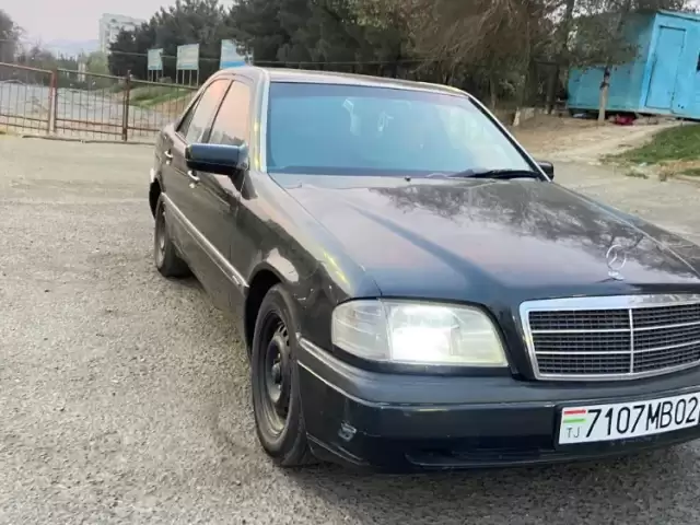 Mercedes-Benz E class, 1994 1, avtobaza.tj