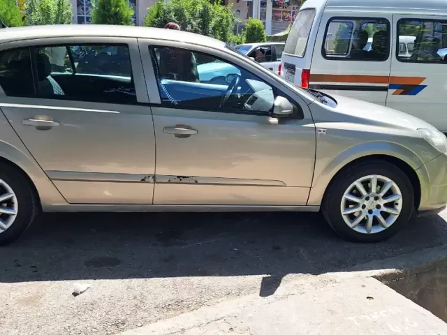 Opel Astra H 1, avtobaza.tj