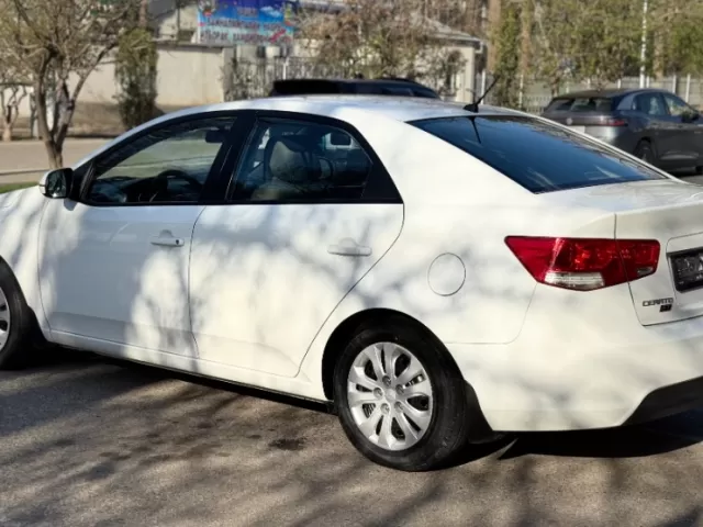 Kia Cerato, 2012 1, avtobaza.tj