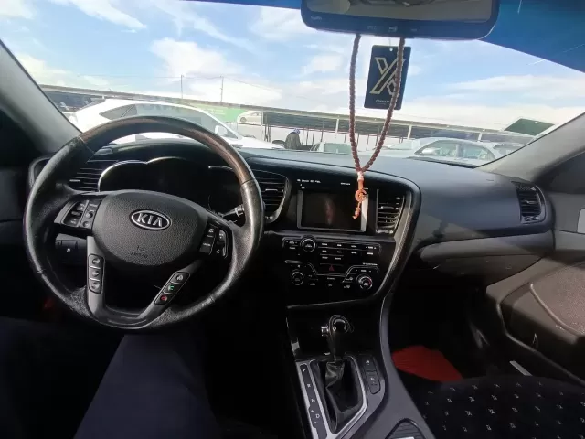Kia K5, 2011 1, avtobaza.tj