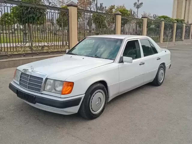 Mercedes-Benz W124, 1991 1, avtobaza.tj Mercedes-Benz W124, 1991 1, avtobaza.tj