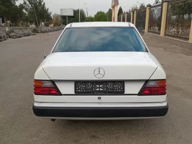 Mercedes-Benz W124, 1991 1, avtobaza.tj Mercedes-Benz W124, 1991 1, avtobaza.tj