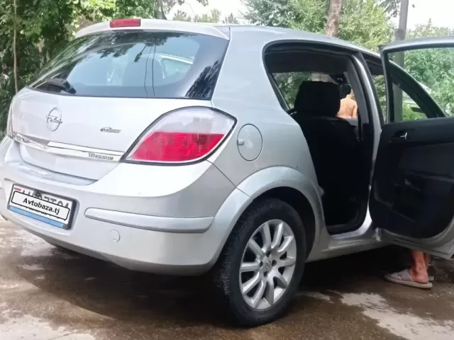 Opel Astra H, 2005 1, avtobaza.tj