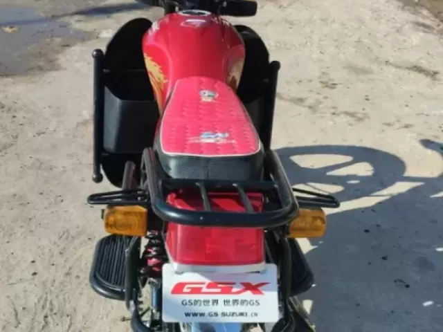 Suzuki мотоцикл, 2024 1, avtobaza.tj