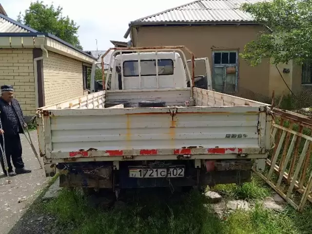 Грузовики T-KING, 2013 1, avtobaza.tj