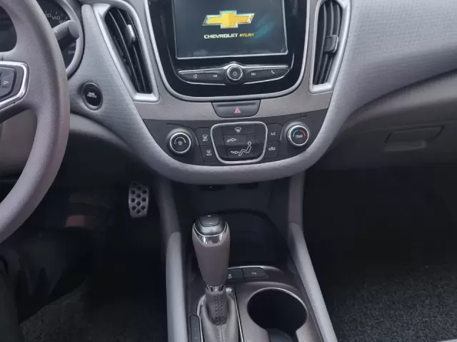 Chevrolet Malibu 2, 2016 1, avtobaza.tj