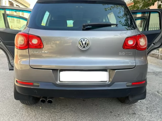 Volkswagen Tiguan, 2010 1, avtobaza.tj