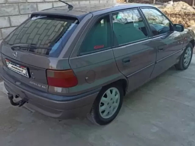 Opel Astra F 1, avtobaza.tj