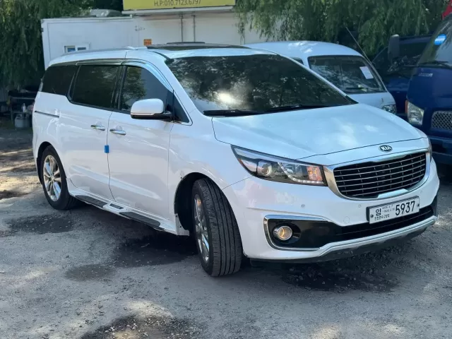 Kia Carnival 1, avtobaza.tj