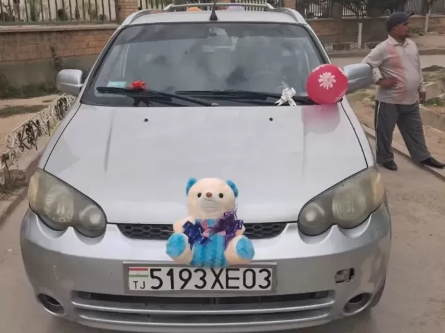Honda HR-V, 2001 1, avtobaza.tj