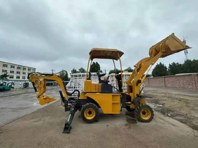 Экскаватор погрузчик, 2025 1, avtobaza.tj