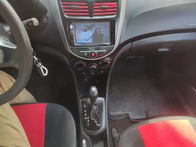 Hyundai Solaris, 2016 1, avtobaza.tj