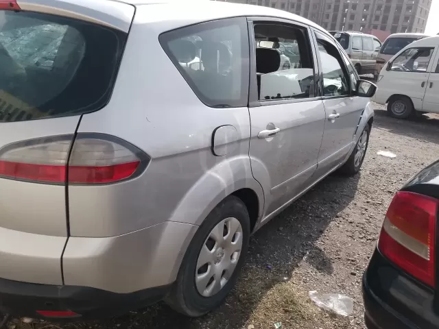 Ford C-Max 1, avtobaza.tj