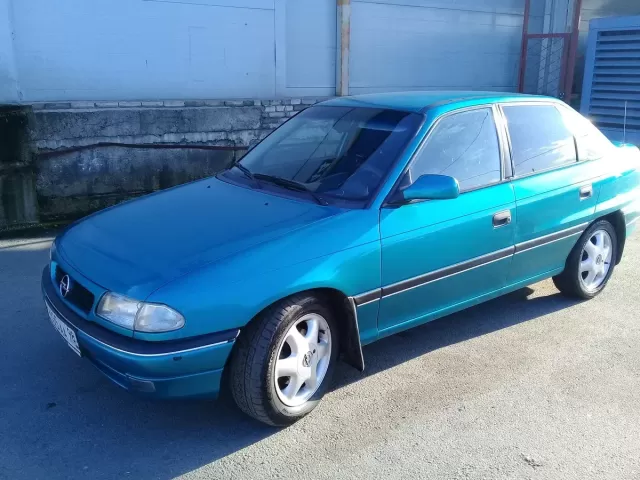 Opel Astra F 1, avtobaza.tj