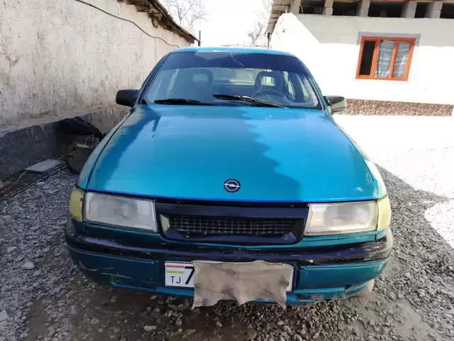 Opel Vectra A, 1990 1, avtobaza.tj