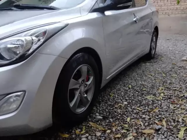 Hyundai Avante, 2011 1, avtobaza.tj