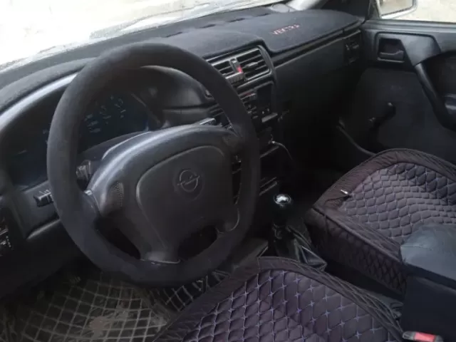 Opel Vectra A, 1995 1, avtobaza.tj