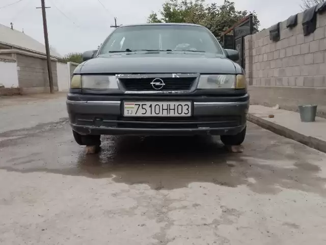 Opel Vectra A, 1995 1, avtobaza.tj