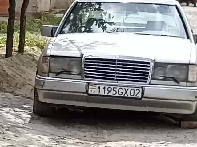 Mercedes-Benz W124, 1987 1, avtobaza.tj