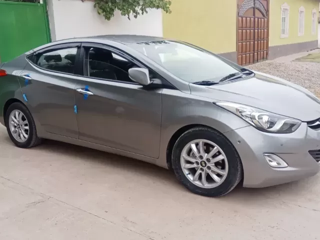 Hyundai Avante 1, avtobaza.tj