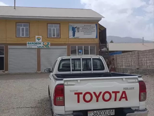 Toyota Hilux, 2016 1, avtobaza.tj