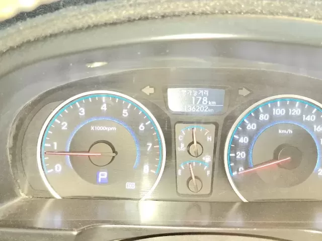 Hyundai Avante, 2010 1, avtobaza.tj
