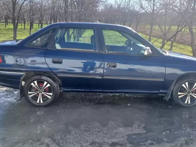 Opel Astra F, 1995 1, avtobaza.tj